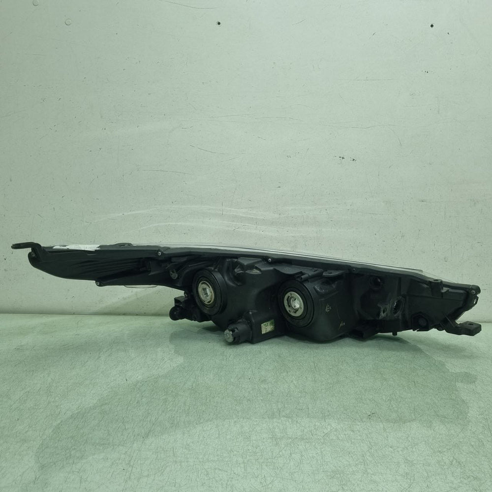 Farol Diant Esq Toyota Yaris 2017/2022 Usado