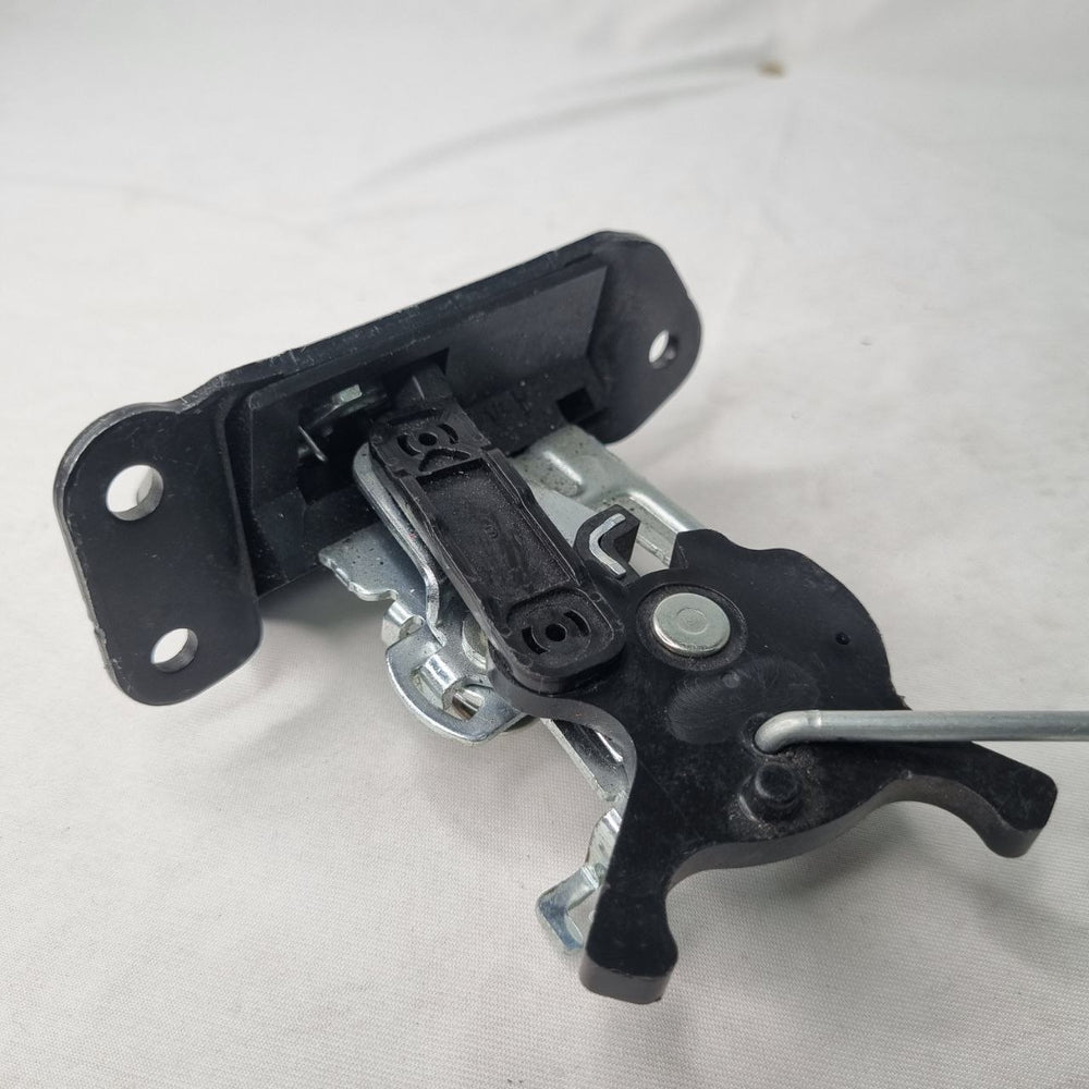 Fechadura Tampa Traseira Hyundai HB20 Hatch 2013/2019 Usado