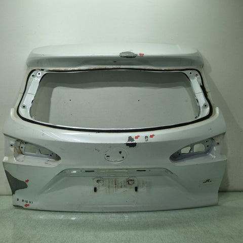 Tampa Tras Toyota Corolla Cross 2022/2025 Usada