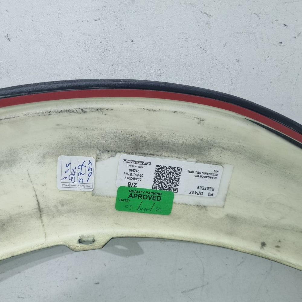 Moldura Paralama Tras Dir Fiat Toro 2016/2020 Usada