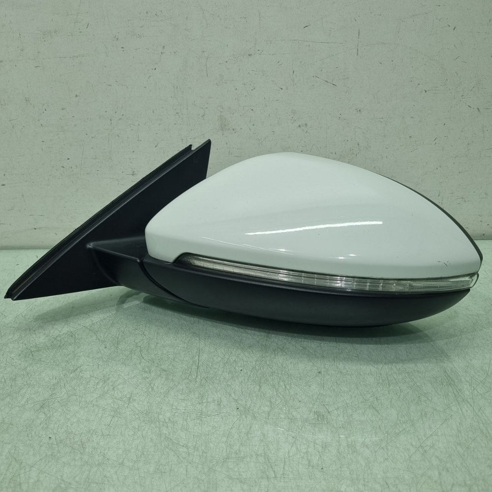 Espelho Retrovisor Esq VW Jetta 2019/2022 Usado