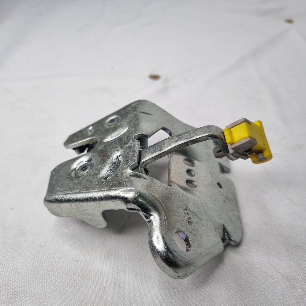 Fechadura Tampa Traseira Chevrolet Celta 2006/2013 Usada