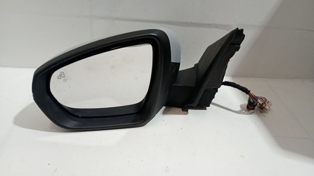 Retrovisor Esq Peugeot 3008 5008 2017/2023 Usado