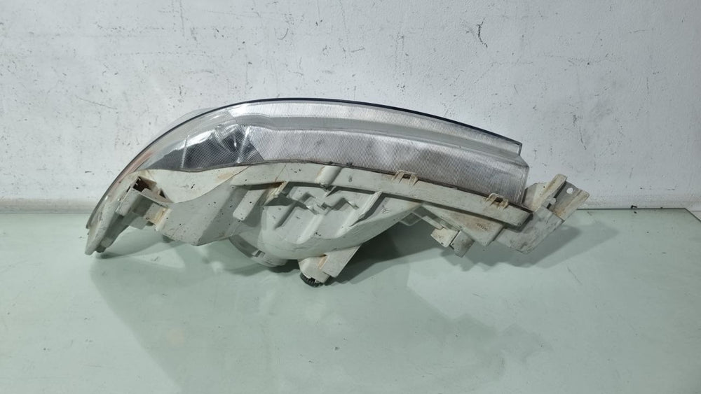 Farol Dir Toyota Hilux SW4 2005/2009 Usado