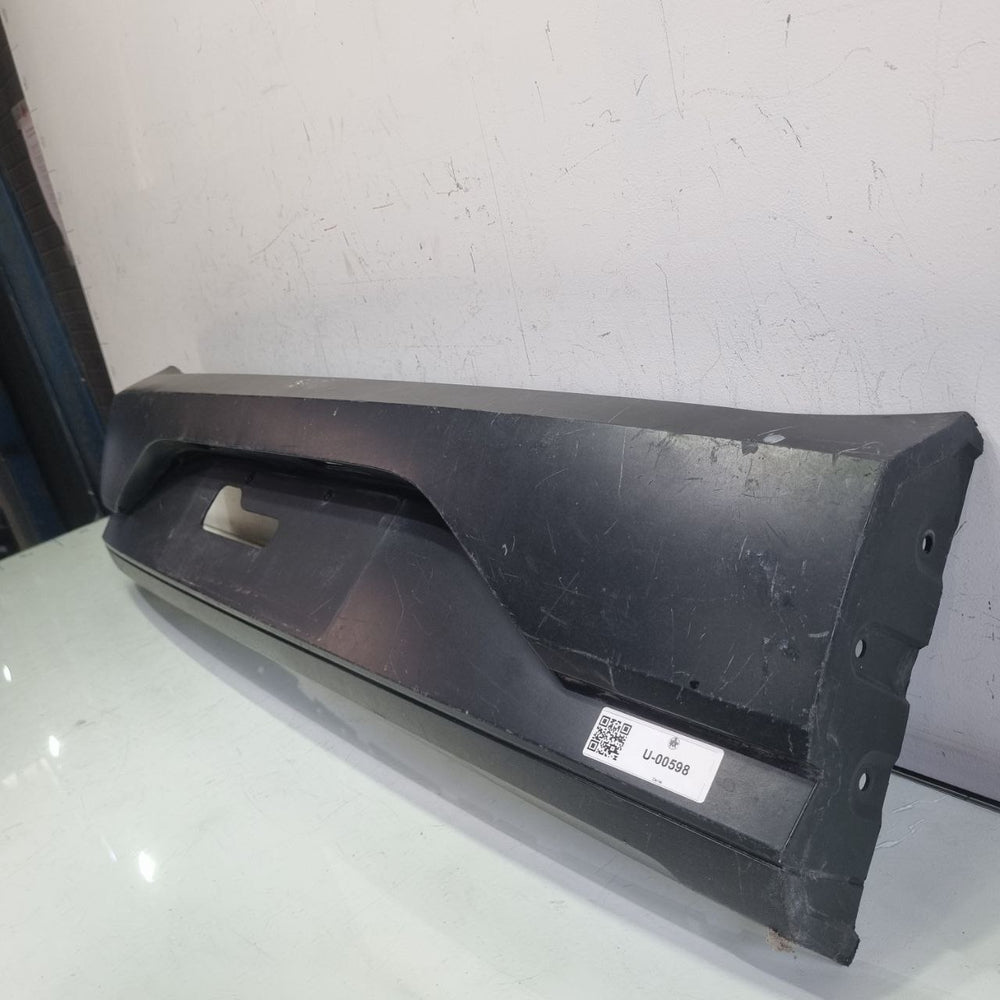 Friso Tras Central Renault Sandero Stepway 17/22 Usado
