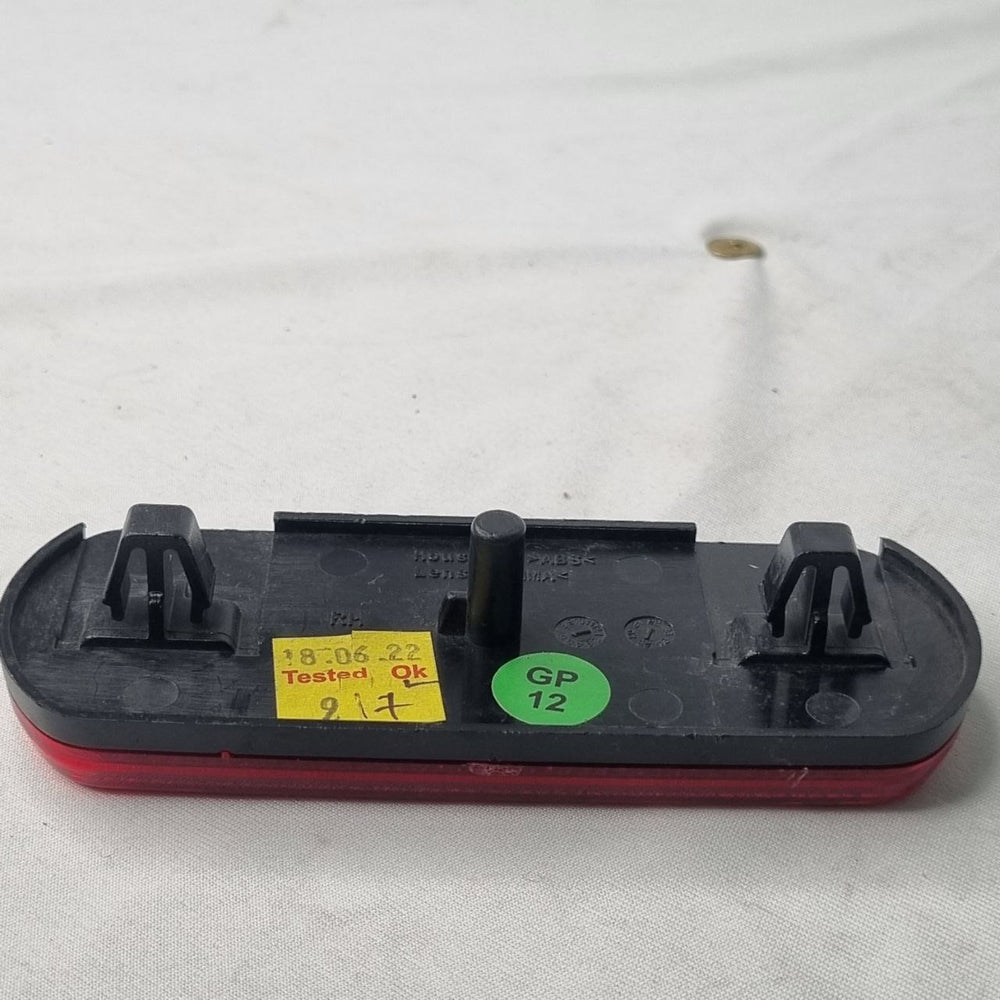 Refletor Para-choque Traseiro Direito Citroën C3 2022/2025 Usado