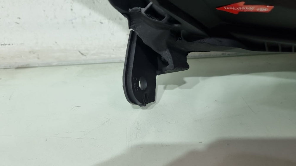 Farol Diant Esq Honda HRV 2016/2019 Usado