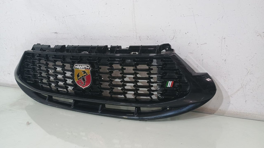 Grade Diant Abarth Fiat Fastback 2022/2024 Usada