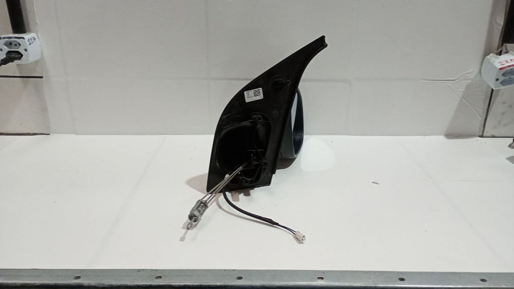 Retrovisor Dir Fiat Moby 2022/2026 Usado