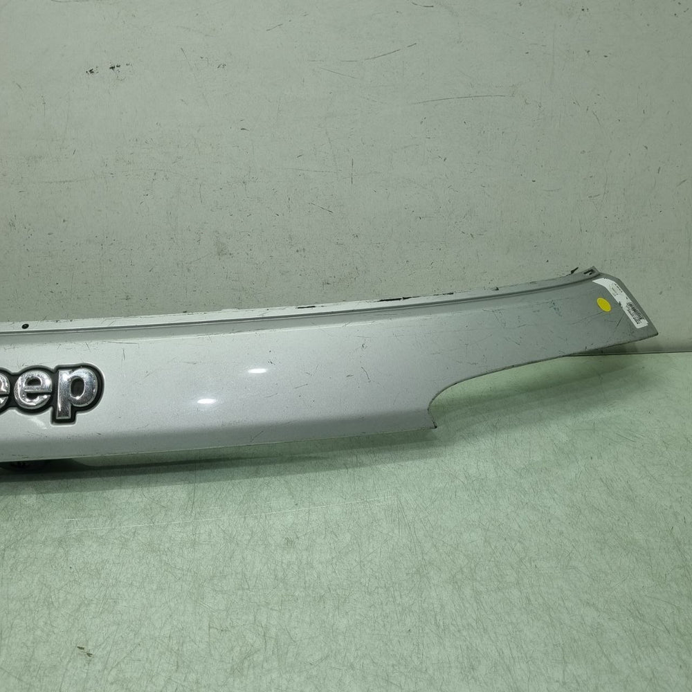 Friso Tras Jeep Renegade 2015/2021 Usado