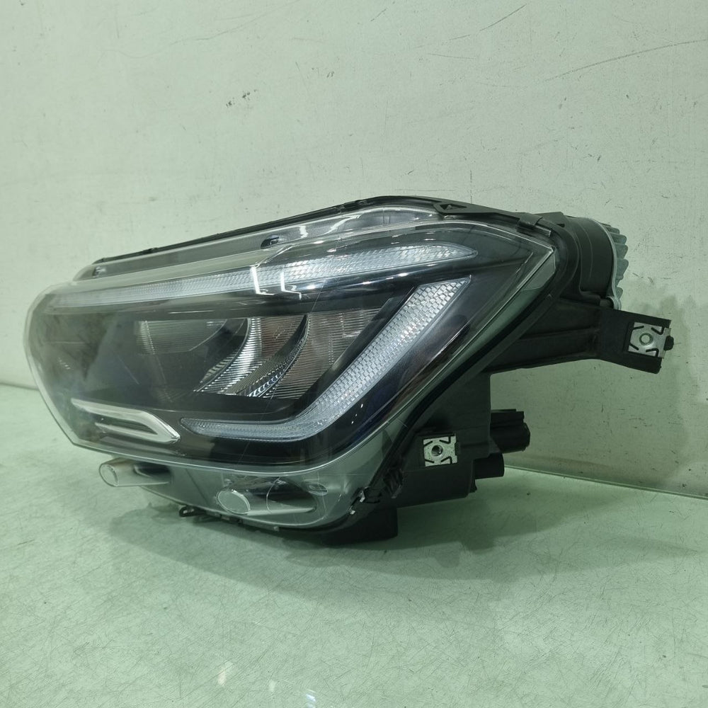 Farol Diant VW Nivus LED 2022/2024 Usado