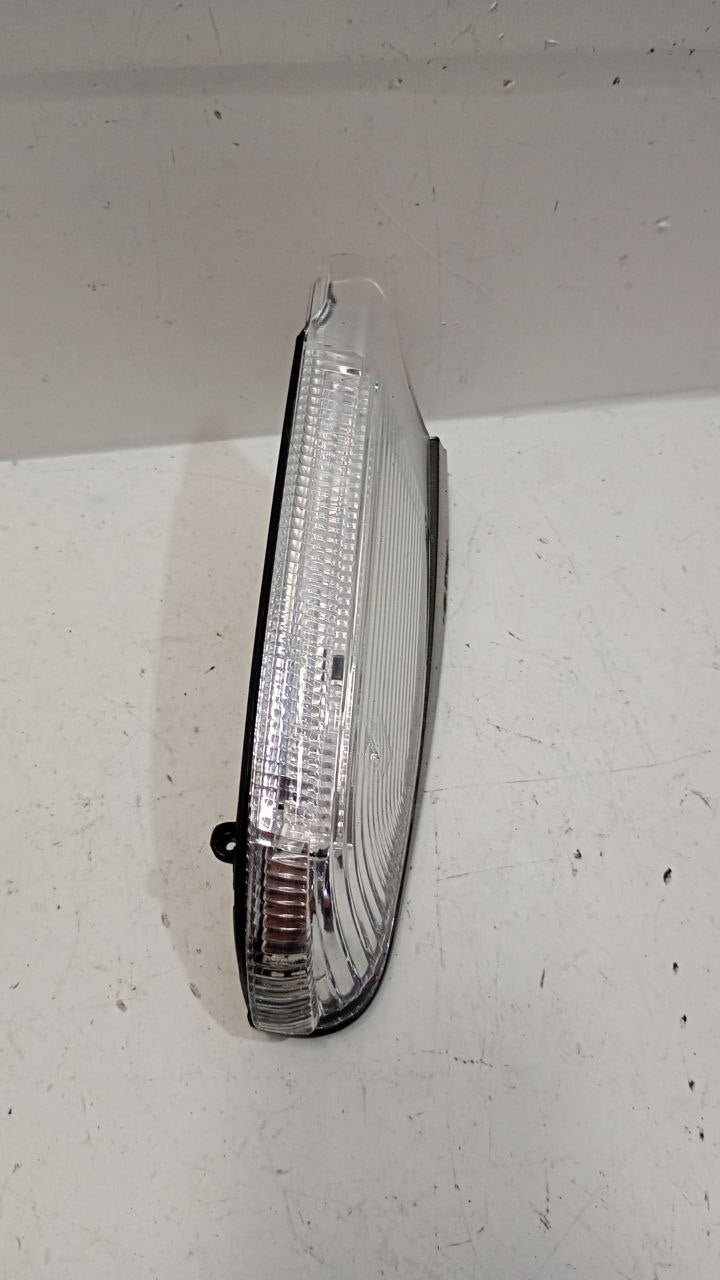 Pisca Seta Retrovisor Direito GM Vectra 2009/2011 Usado