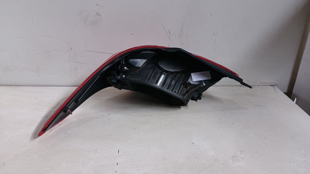 Lanterna Tras Dir Nissan Versa 2012/2019 Usado