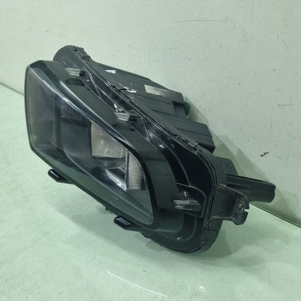 Farol Inferior Esquerdo Fiat Toro 2016/2019 Recuperado