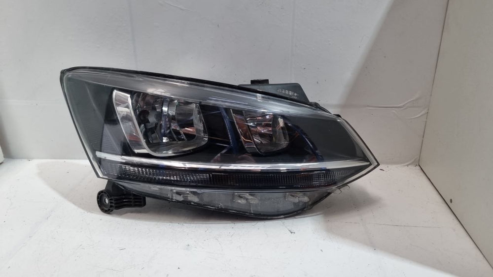 Farol Dianteiro Direito VW Fox Space 2015/2022 Usado